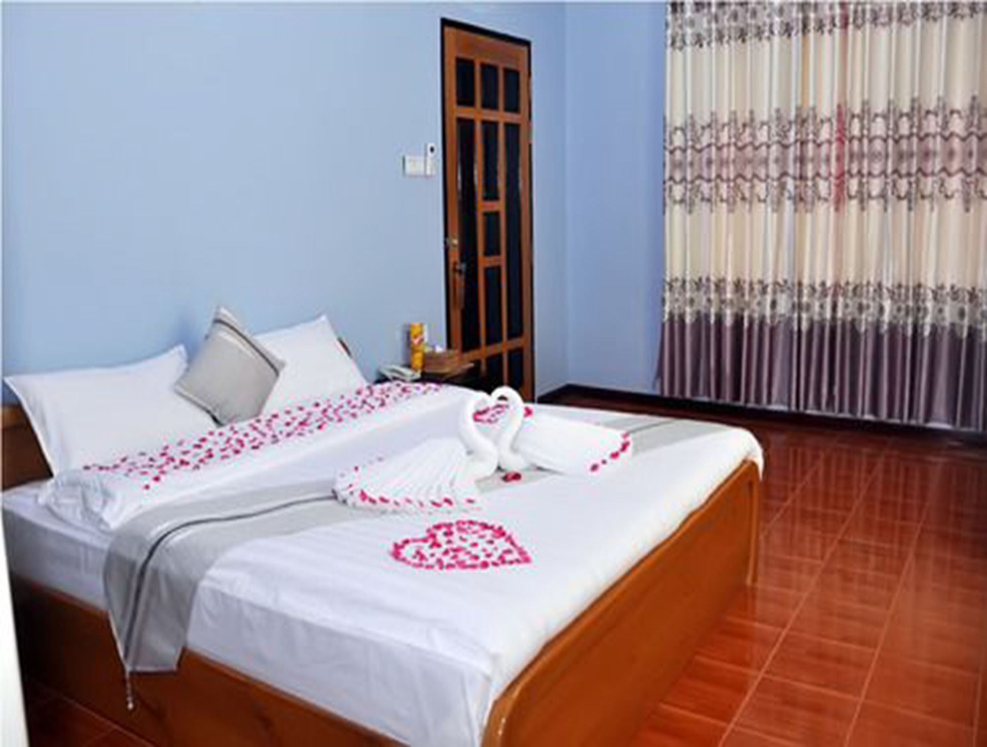 Royal Tulip Hotel Мандалай Экстерьер фото